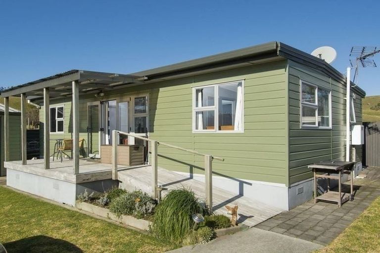 Photo of property in 380 Welcome Bay Road, Welcome Bay, Tauranga, 3175