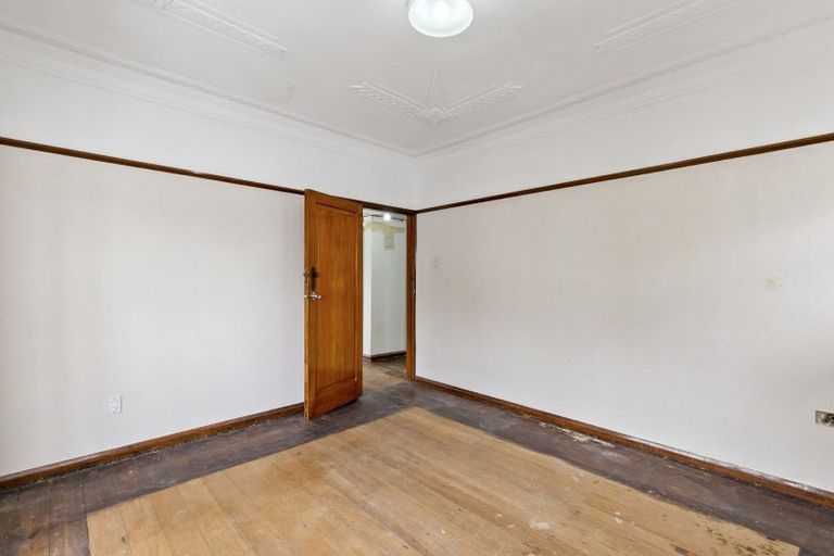 Photo of property in 62 Rolleston Street, Mount Cook, Wellington, 6021