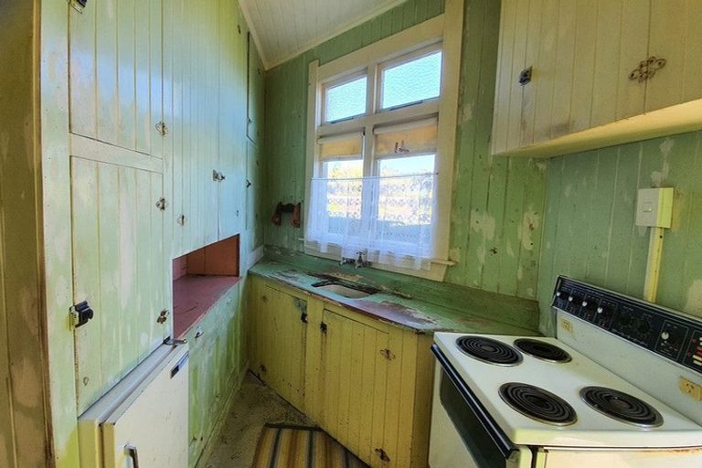 Photo of property in 77 Cordelia Street, Stratford, 4332