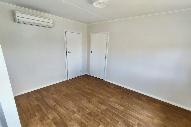 Photo of property in 30 Awatea Street, Levin, 5510