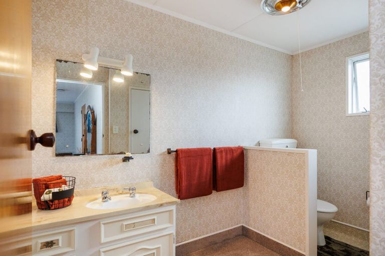 Photo of property in 39 Lancaster Street, Highbury, Palmerston North, 4412