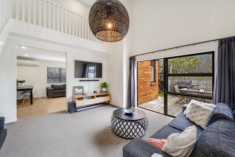 Photo of property in 4/72 Moore Street, Howick, Auckland, 2014