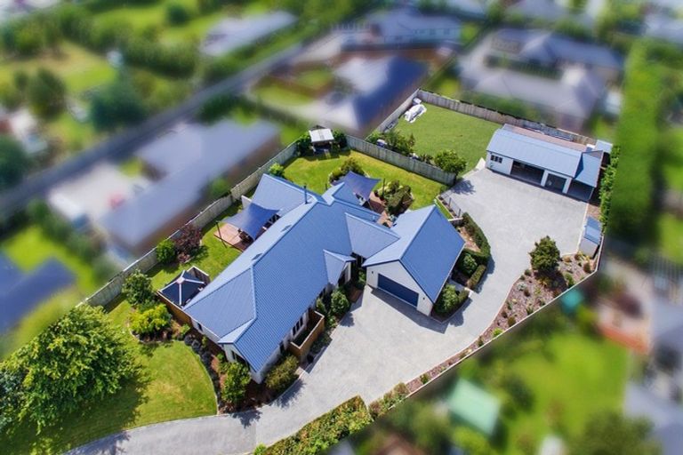 Photo of property in 25 Jozecom Place, Rolleston, 7614