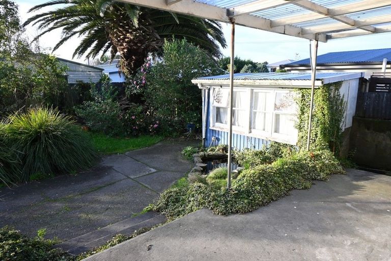 Photo of property in 5 Gladstone Street, Westport, 7825