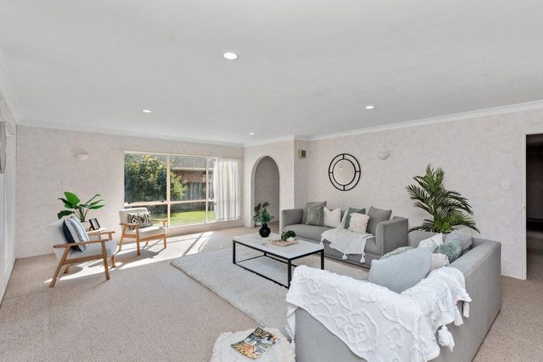 Photo of property in 92 Russley Drive, Mount Maunganui, 3116
