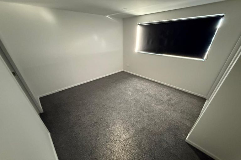 Photo of property in 57 Chatsworth Crescent, Pakuranga Heights, Auckland, 2010