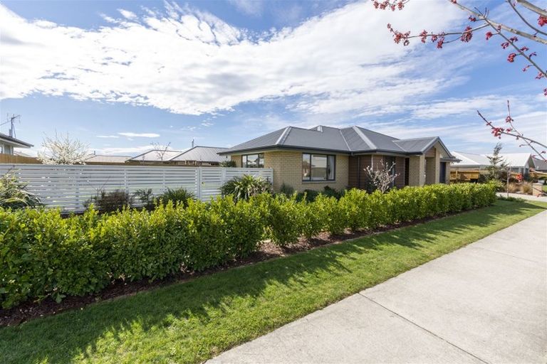 Photo of property in 47 Koura Drive, Rangiora, 7400