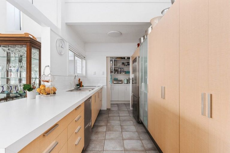 Photo of property in 75 Sutherland Road, Brookfield, Tauranga, 3110