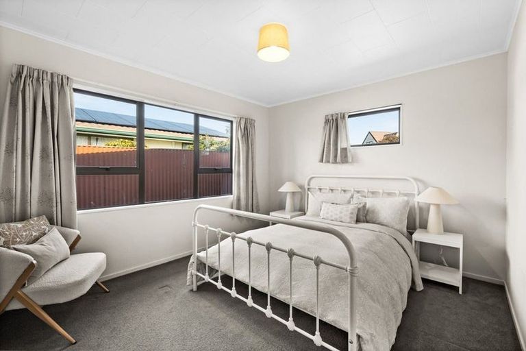 Photo of property in 27 Elliott Street, Taradale, Napier, 4112