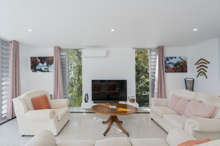 Photo of property in 217a East Coast Road, Campbells Bay, Auckland, 0620