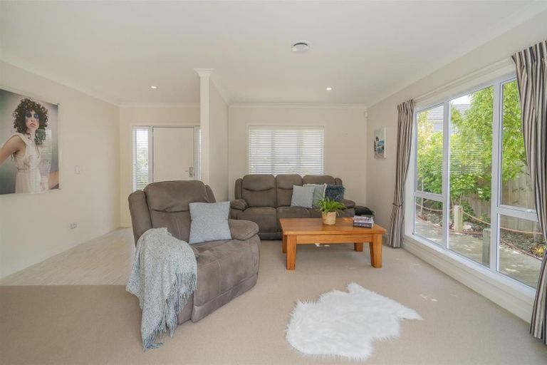 Photo of property in 3 Mermaid Place, Whitianga, 3510