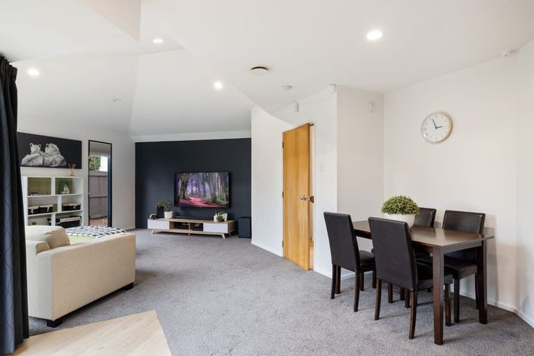 Photo of property in 1/725 Main North Road, Belfast, Christchurch, 8051