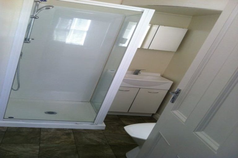 Photo of property in 36 The Parade, Island Bay, Wellington, 6023