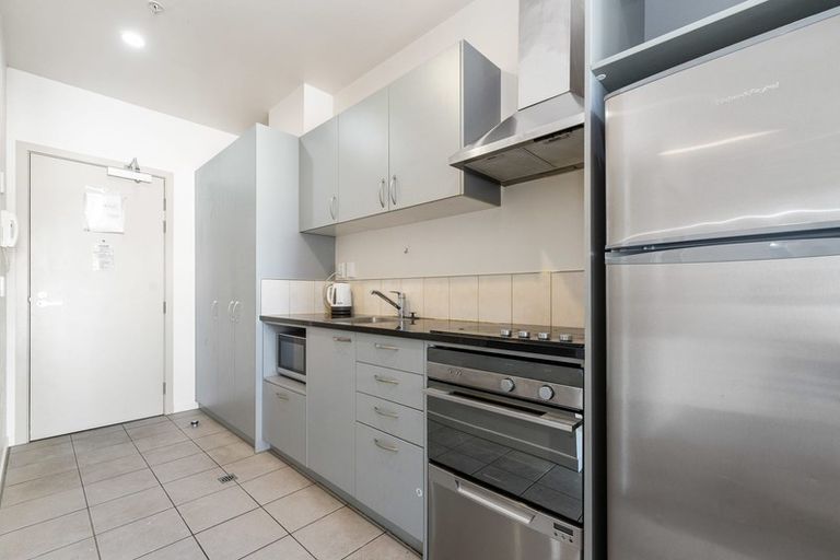 Photo of property in Royal Court Apartments, 1193unit Hinemoa Street, Rotorua, 3010
