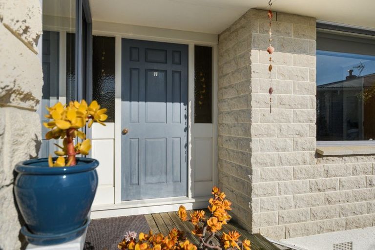 Photo of property in 8a Halcombe Road, Feilding, 4702