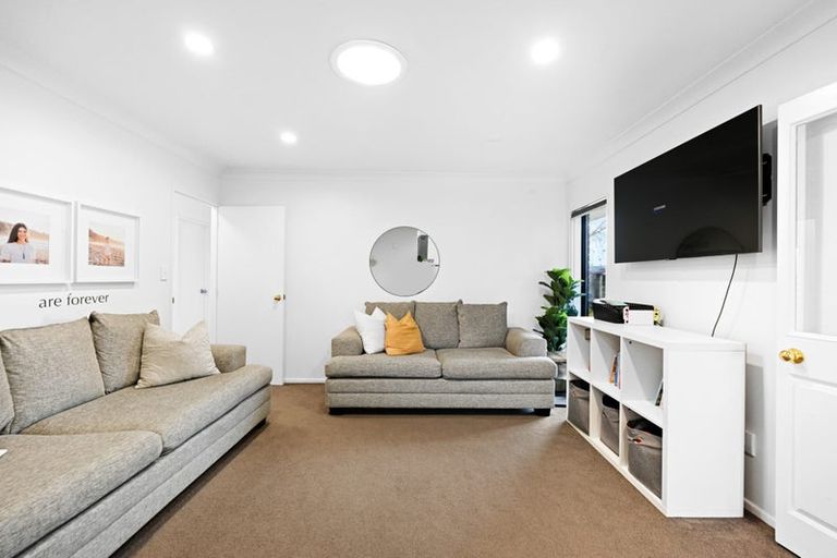 Photo of property in 27 Halcione Close, Flagstaff, Hamilton, 3210