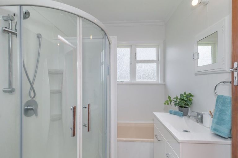 Photo of property in 26 Graham Street, Levin, 5510