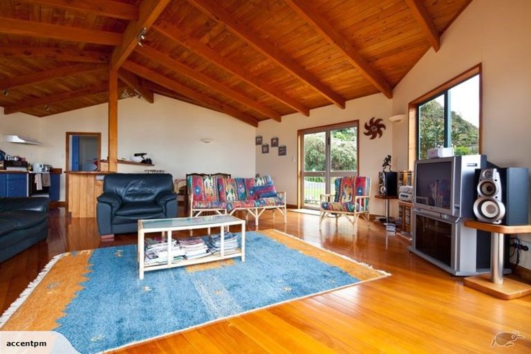 Photo of property in 251 Paku Drive, Tairua, 3508