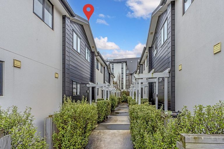 Photo of property in 2/233 Hereford Street, Christchurch Central, Christchurch, 8011