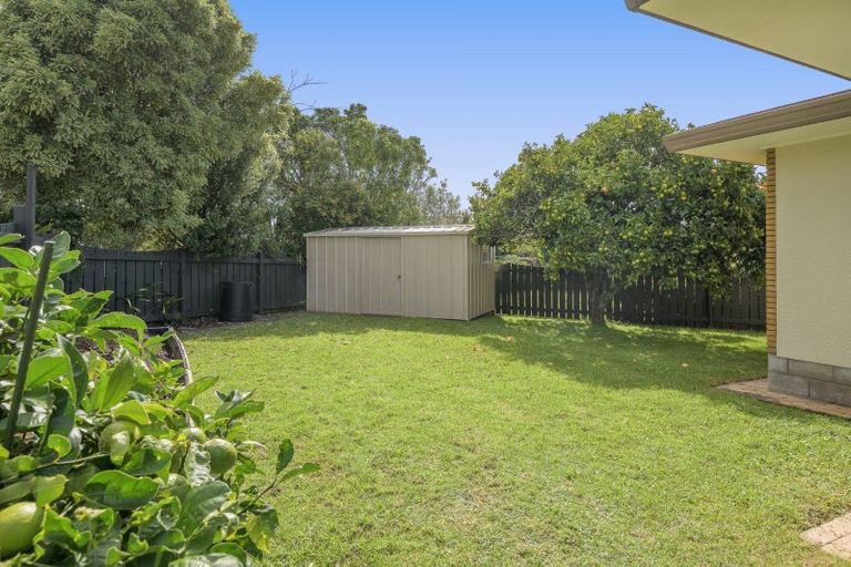 Photo of property in 35 Clivedene Street, Matua, Tauranga, 3110