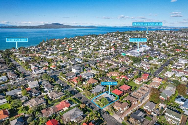 Photo of property in 3/6 Harley Road, Hauraki, Auckland, 0622