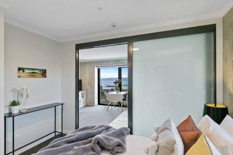 Photo of property in Frame Apartments, 901/111 Molesworth Street, Thorndon, Wellington, 6011