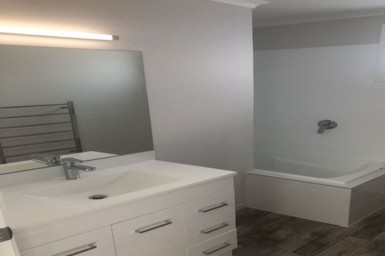 Photo of property in 1/31a Abercrombie Street, Howick, Auckland, 2014