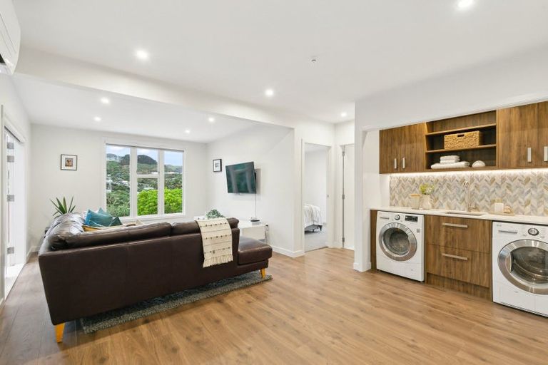 Photo of property in 11 Rutland Way, Wadestown, Wellington, 6012