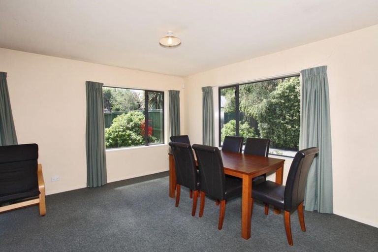 Photo of property in 5 Magnolia Lane, St Albans, Christchurch, 8052