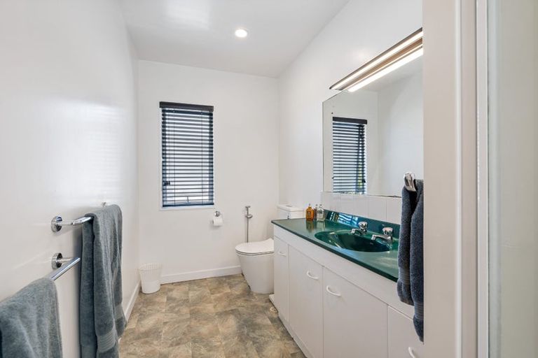 Photo of property in 100 Ngahere Drive, Horahora, Whangarei, 0110