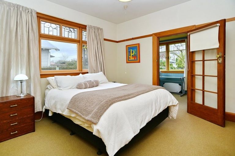 Photo of property in 100 Edward Avenue, Edgeware, Christchurch, 8013