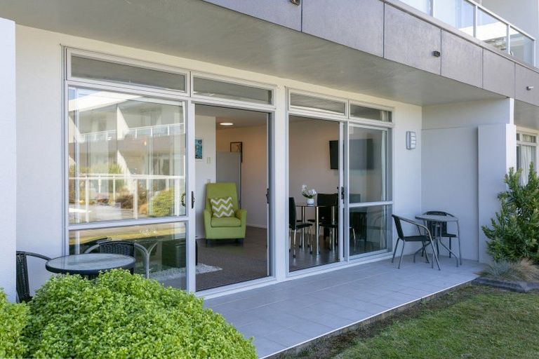 Photo of property in 300 Lake Terrace, Two Mile Bay, Taupo, 3330