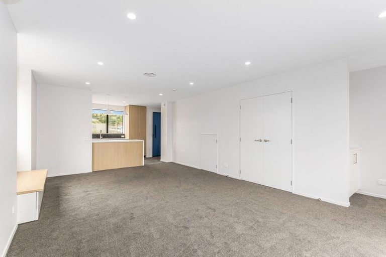 Photo of property in 54 Oakum Road, Whitby, 5024