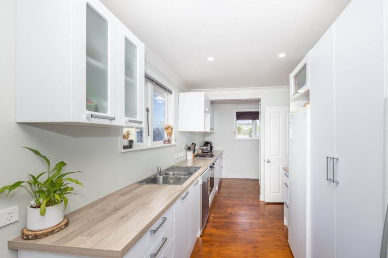 Photo of property in 965 Hazelmere Crescent, Te Awamutu, 3800