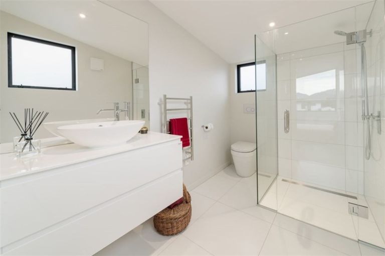 Photo of property in 39 Hyland Street, Wanaka, 9305