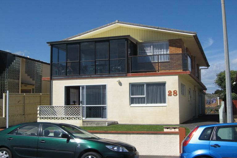 Photo of property in 28 Woolcombe Terrace, New Plymouth, 4310