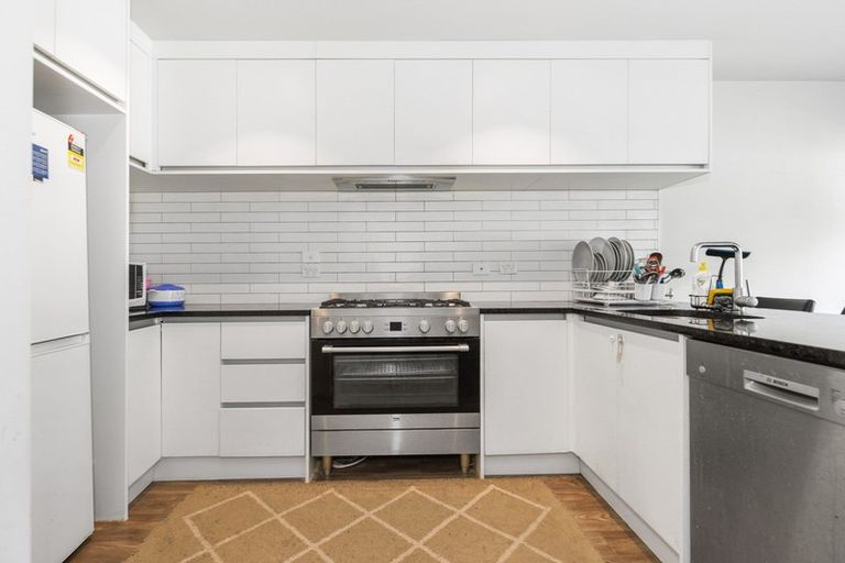 Photo of property in 39u3 Norton Road, Frankton, Hamilton, 3204