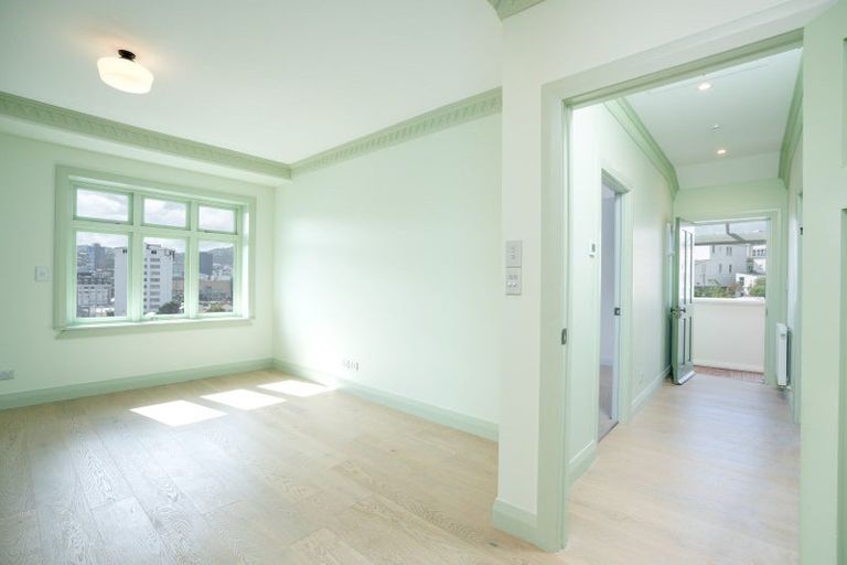 Photo of property in Hamilton Flats, 9a Hawker Street, Mount Victoria, Wellington, 6011
