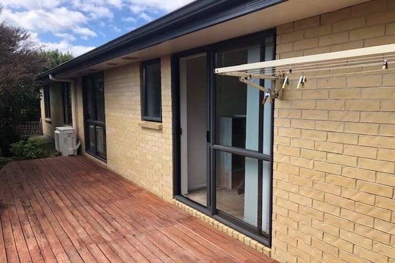 Photo of property in 26 Mackwell Road, Fairview Heights, Auckland, 0632