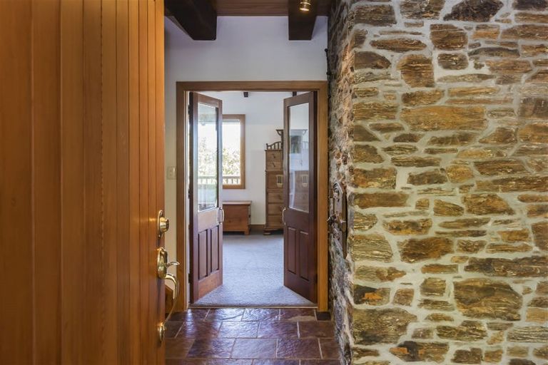 Photo of property in 5 Amherst Place, Cashmere, Christchurch, 8022