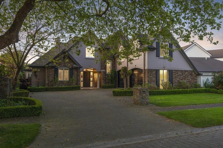 Photo of property in 5 Grangewood Lane, Burnside, Christchurch, 8053