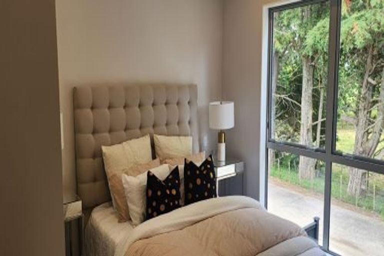Photo of property in 19 Yellow Pear Lane, Karaka, 2578