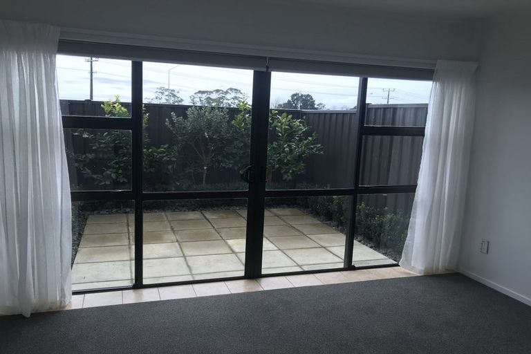 Photo of property in 327d Hobsonville Road, Hobsonville, Auckland, 0618