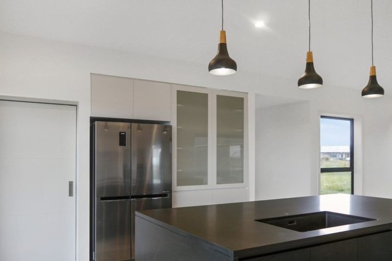 Photo of property in 30 The Drive, Twizel, 7999
