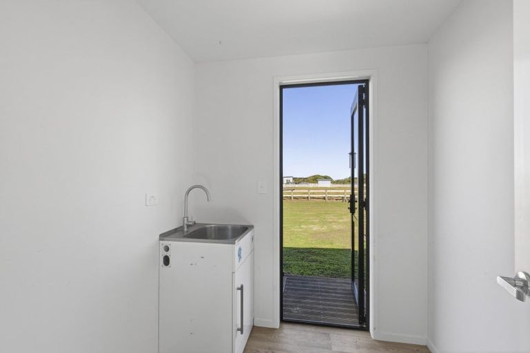 Photo of property in 387 Tipoka Road, Rahotu, Opunake, 4685