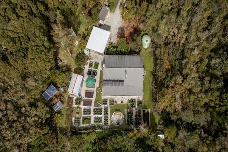 Photo of property in 167 Darkies Terrace Road, Charleston, Cape Foulwind, 7892