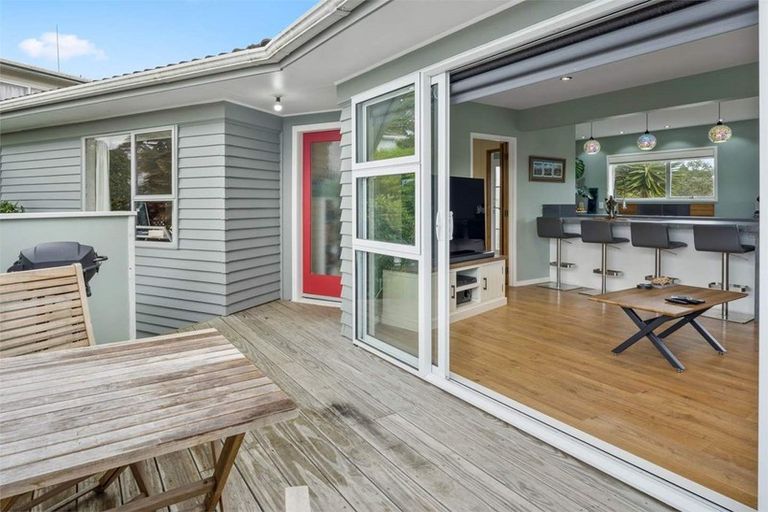 Photo of property in 20 Redwood Drive, Massey, Auckland, 0614