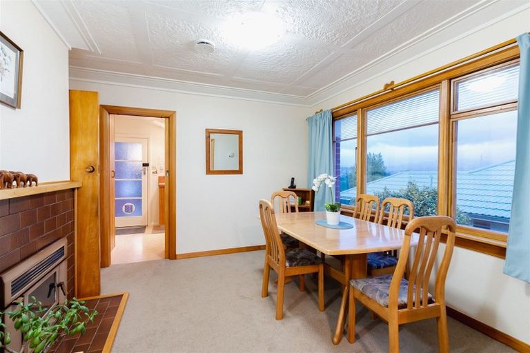 Photo of property in 138 Easther Crescent, Kew, Dunedin, 9012