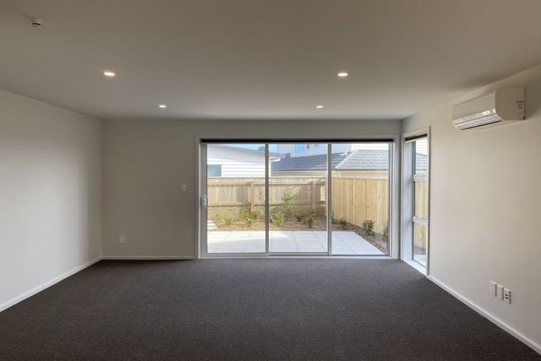 Photo of property in 162a Navigation Drive, Whitby, Porirua, 5024