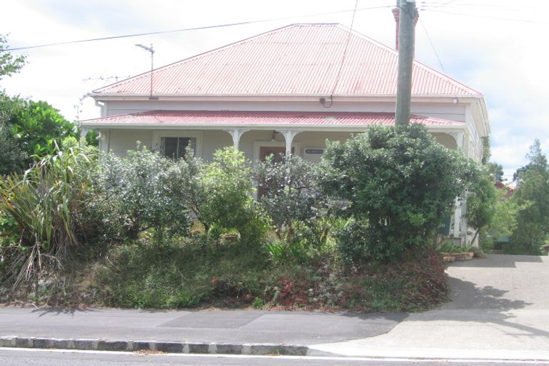 Photo of property in 20 Hastings Parade, Devonport, Auckland, 0624